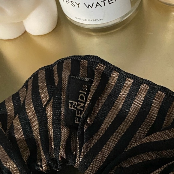 authentic Large Fendi hair scrunchie - Picture 6 of 9